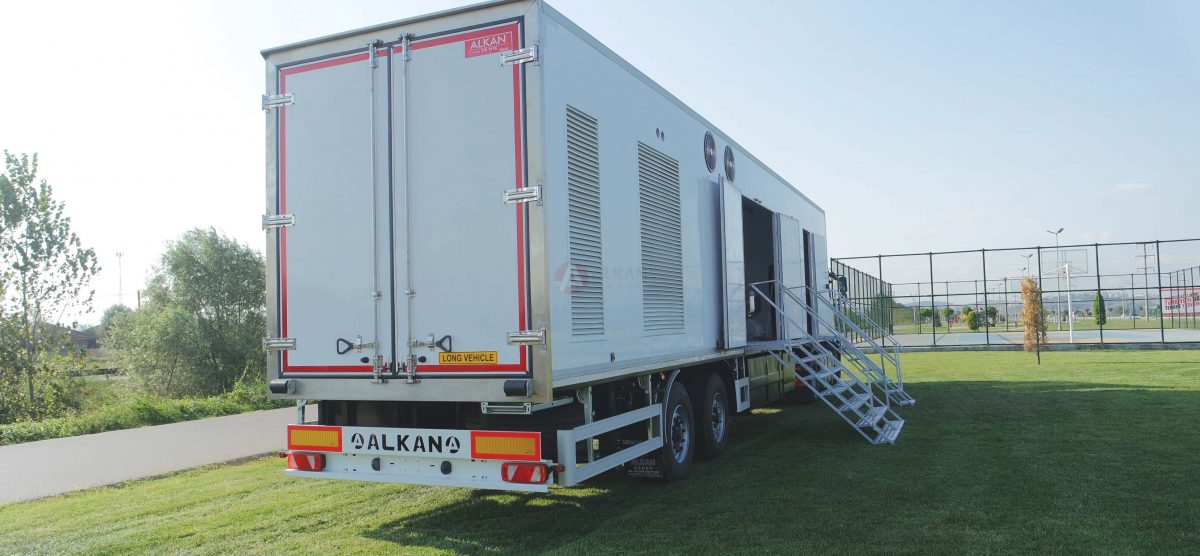 Chilling Innovation: Mobile Cold Storage Solutions for Freshness on the Move