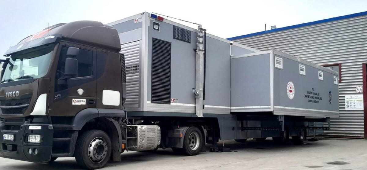 Innovative and Versatile Mobile Offices for Modern Workspaces